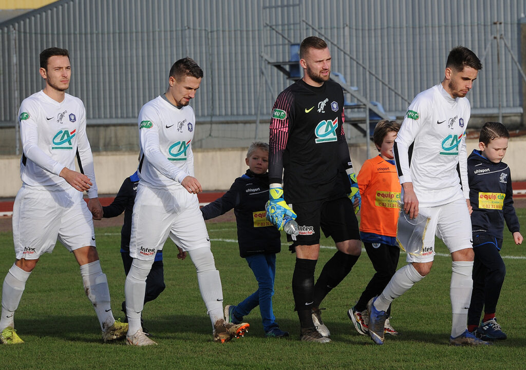 Un club de la dimension de l'AF Virois compte dix salariés dont trois joueurs sous contrat fédéral (Arthur Dallois, Louis Deschateaux et Jordan Perrier) et son entraîneur, Cédric Hoarau.