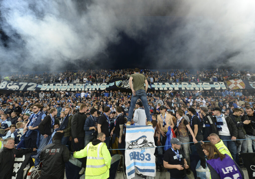 Pour les supporters havrais, les temps sont durs. Privés de stade, comme tous leurs homologues de France, ils assistent impuissants, pour le moment, à la saison plus que mitigée de leur équipe. ©Emmanuel Lelaidier