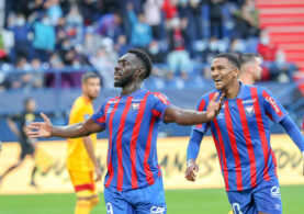 Porté par un triplé d'Alexandre Mendy, le Stade Malherbe de Stéphane Moulin ne pouvait pas mieux commencer