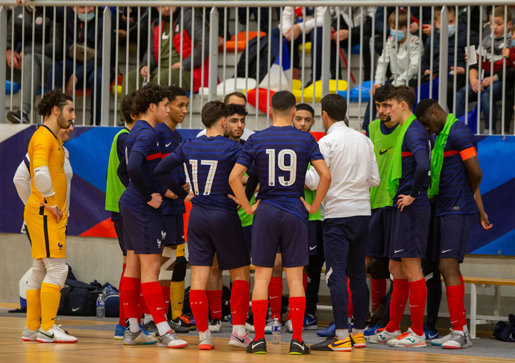 Sèchement battue lors de cette première confrontation, la sélection de Clément Lerebours aura l'occasion de prendre sa revanche mercredi soir contre le même adversaire russe. ©Damien Deslandes