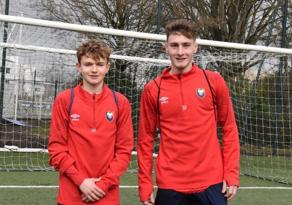 Gabin Tomé (à gauche) et Robin Verhaeghe (à droite) sont deux éléments clefs de l'équipe des U18 du Stade Malherbe. ©Aurélien Renault