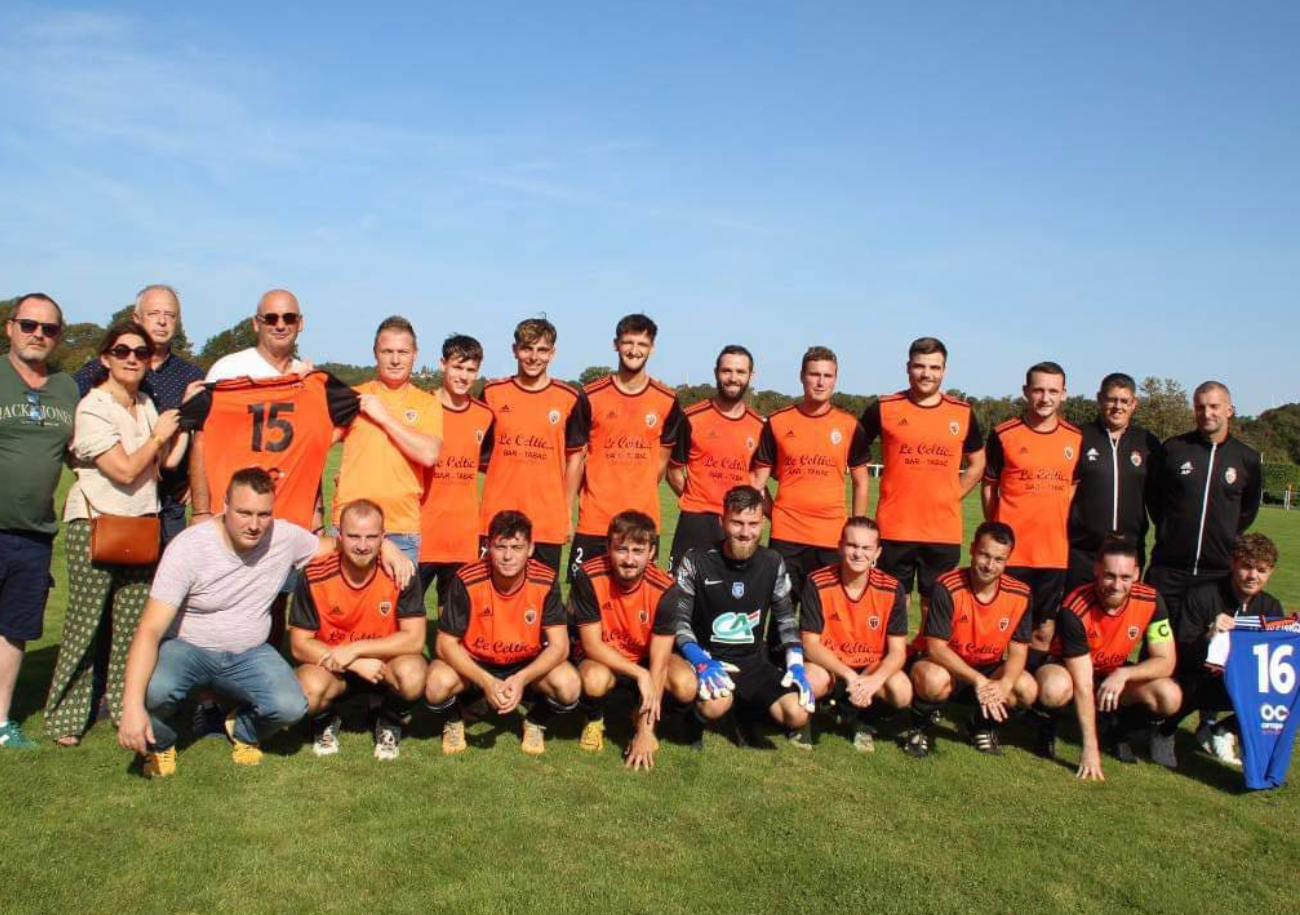Les "Oranges" du FC des Étangs seront en quête d'exploit contre le FC Flers (National 3), eux qui réussissent pour l'heure un très bon début de saison. ©FCDE