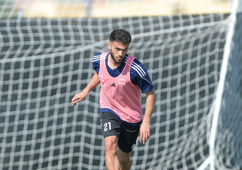 Ahmad Allée, ici à l'entraînement au Qatar avec la sélection irakienne, a franchi un vrai cap dans sa carrière en rejoignant le FC Rouen l'été dernier. ©Iraq Football Association