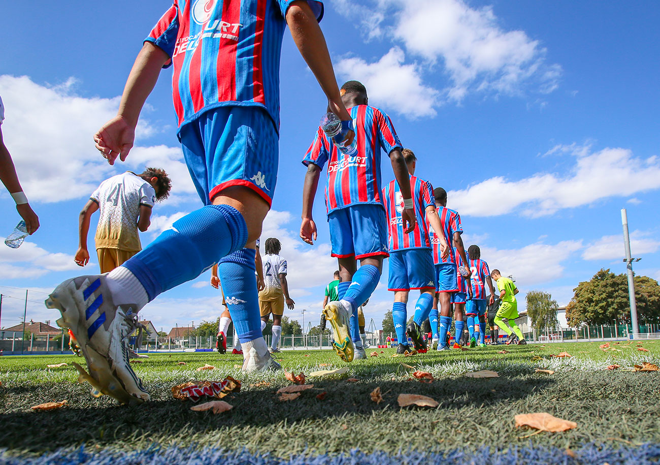 La réserve et les U19 du Stade Malherbe reprennent l'entraînement mardi, les U17 mercredi. ©Damien Deslandes