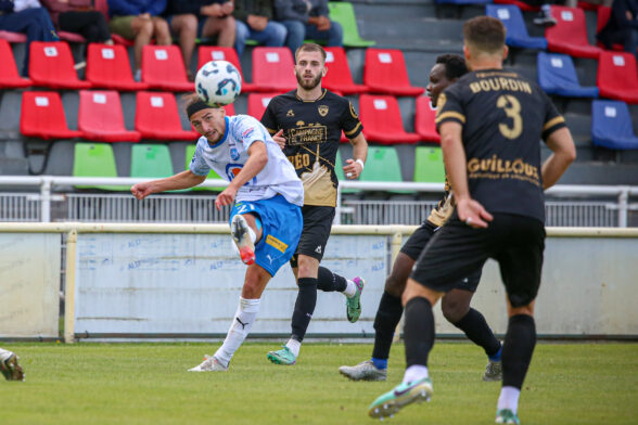 N2. J2 - US Granville / US Avranches 0-1 ©Damien Deslandes