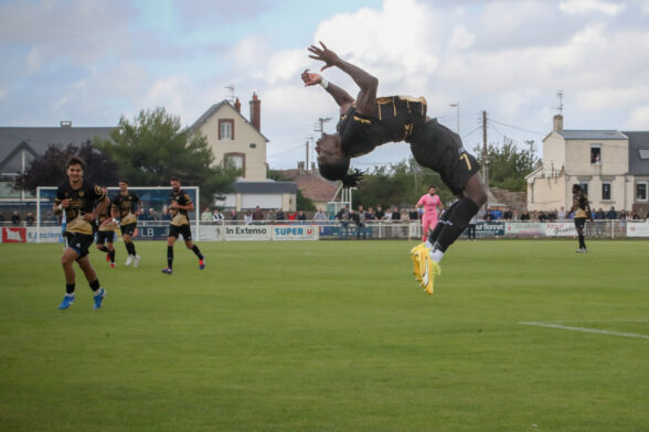 N2. J2 - US Granville / US Avranches 0-1 ©Damien Deslandes