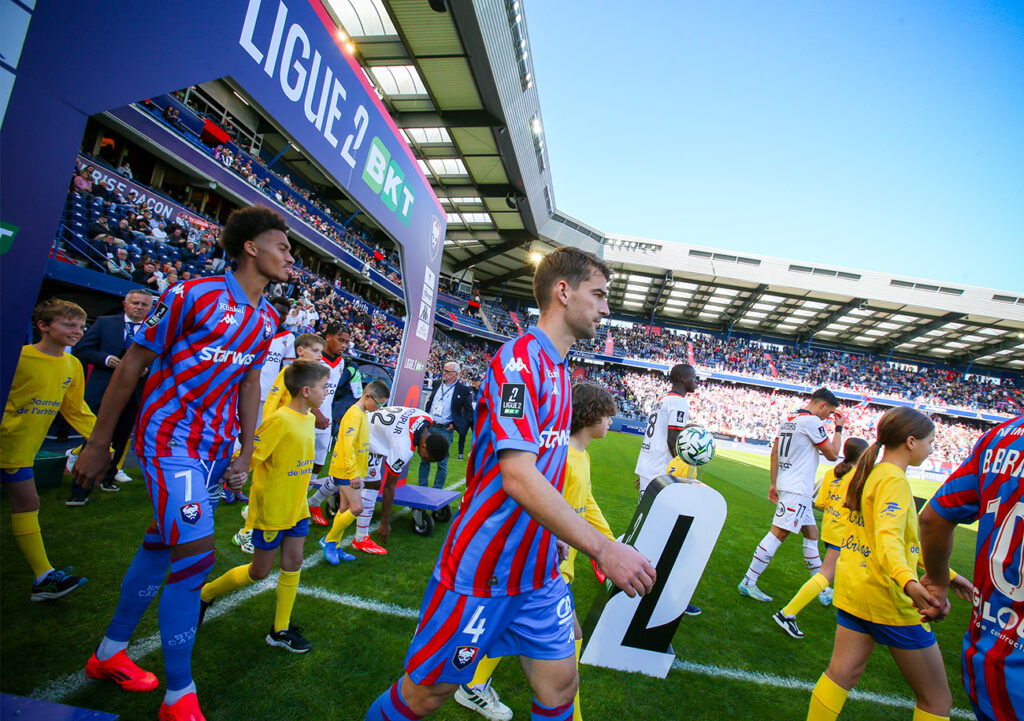 Depuis son retour de sa blessure à un mollet, contractée à une semaine de la reprise du championnat, Valentin Henry peine à retrouver le niveau affiché la saison dernière. ©Damien Deslandes