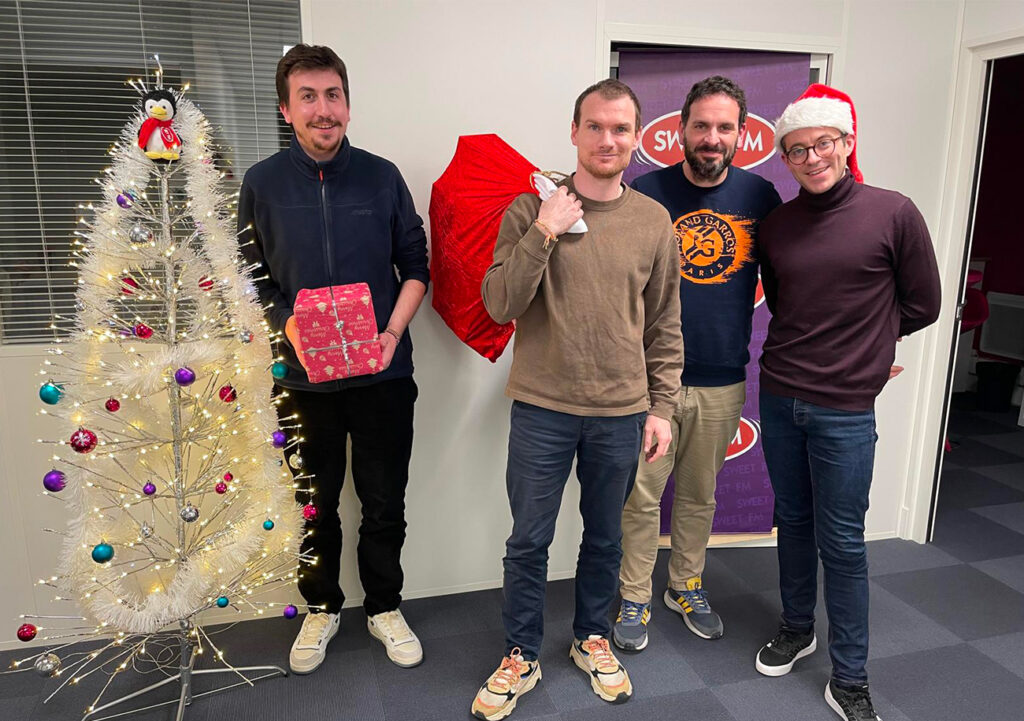 Le Père Noël apportera-t-il des nouvelles recrues au pied du sapin du Stade Malherbe ? Joris Marin (Sweet FM), Mathieu Billeaud (Foot Normand), Gaëtan Briard et Valentin Pineau tentent d'apporter des réponses à cet enjeu majeur de la saison caennaise.