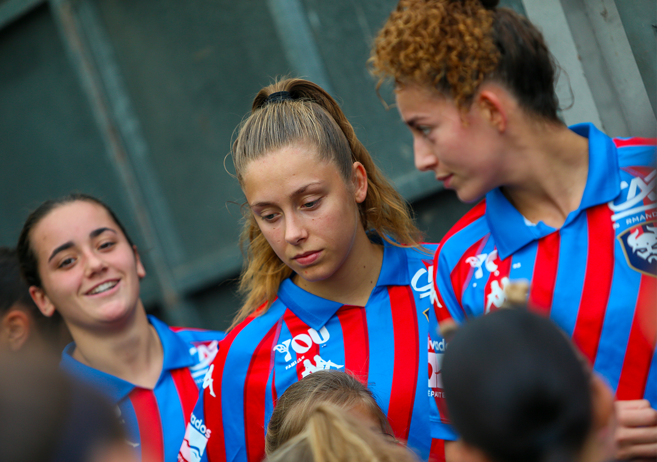 Li-Lou Debaecker, Zina Catherine et leurs coéquipières chercheront à l'occasion de la réception de Bréquigny à confirmer leur victoire sur la pelouse de QRM. ©Damien Deslandes