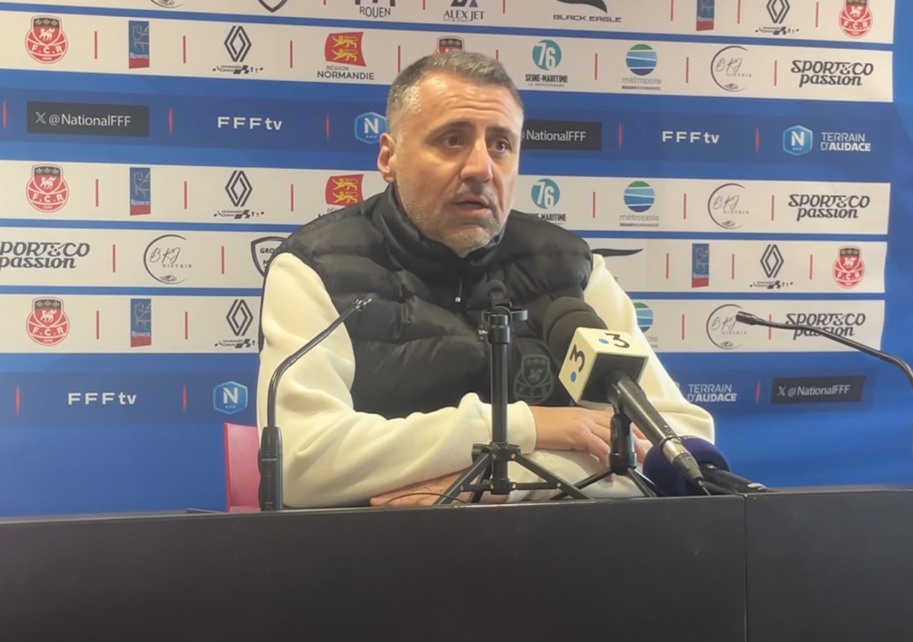 Tarkan Ser, le propriétaire du FC Rouen, a répondu pendant plus d'une heure à toutes les questions des journalistes.